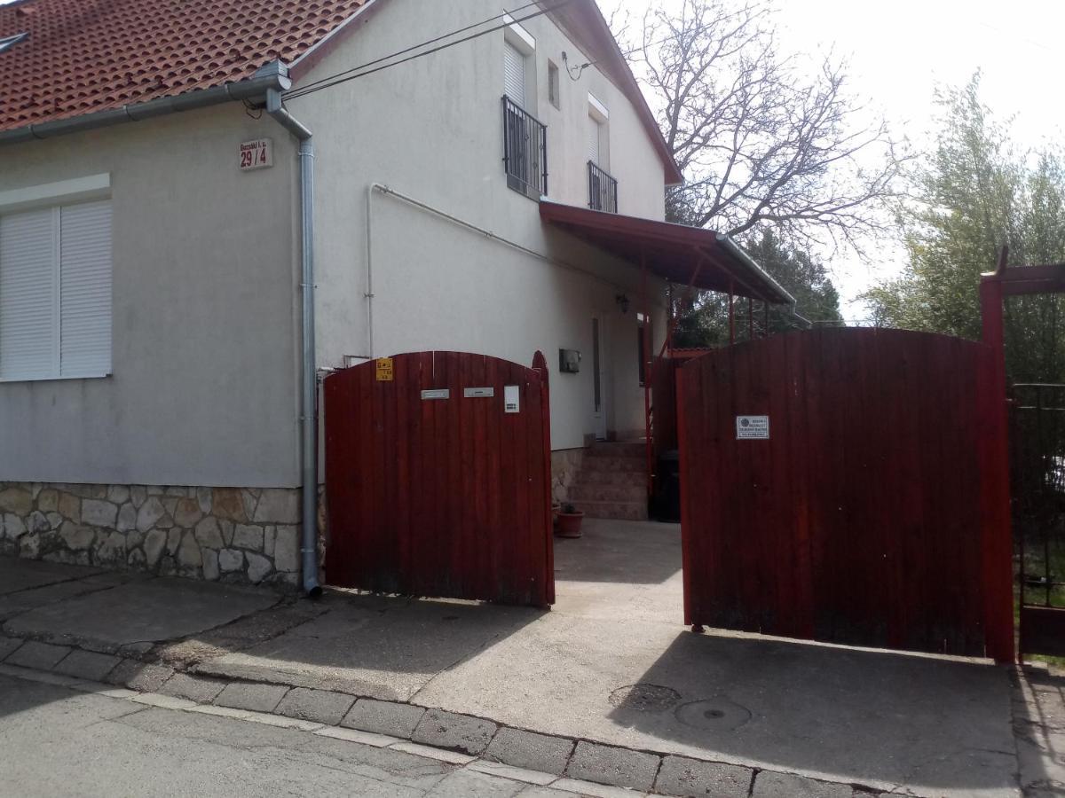 Budai Vam Apartmanhaz Πετς Εξωτερικό φωτογραφία