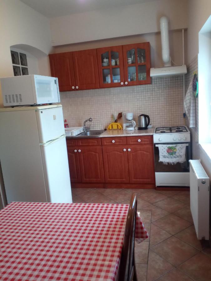 Budai Vam Apartmanhaz Πετς Εξωτερικό φωτογραφία