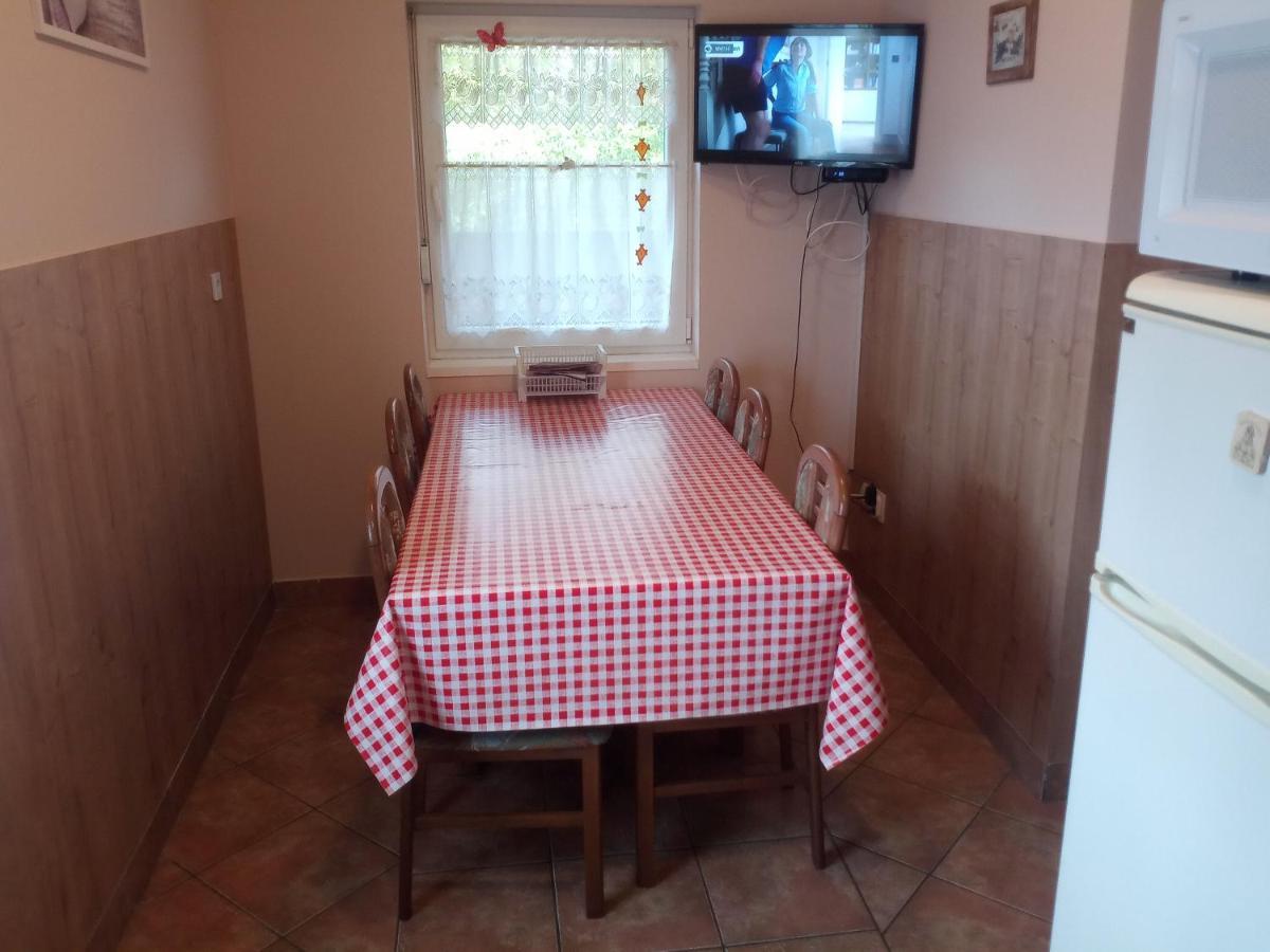 Budai Vam Apartmanhaz Πετς Εξωτερικό φωτογραφία